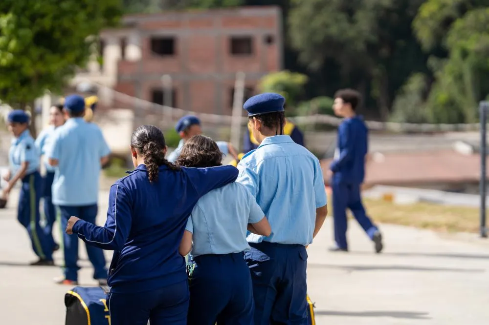 Ideb 2025: 95% dos colégios cívico-militares superam média nacional