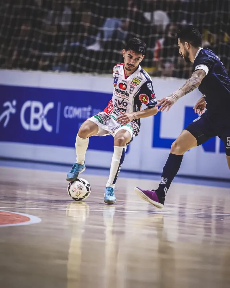 Serpente Tricolor encerra a primeira fase da Série Ouro diante da torcida.