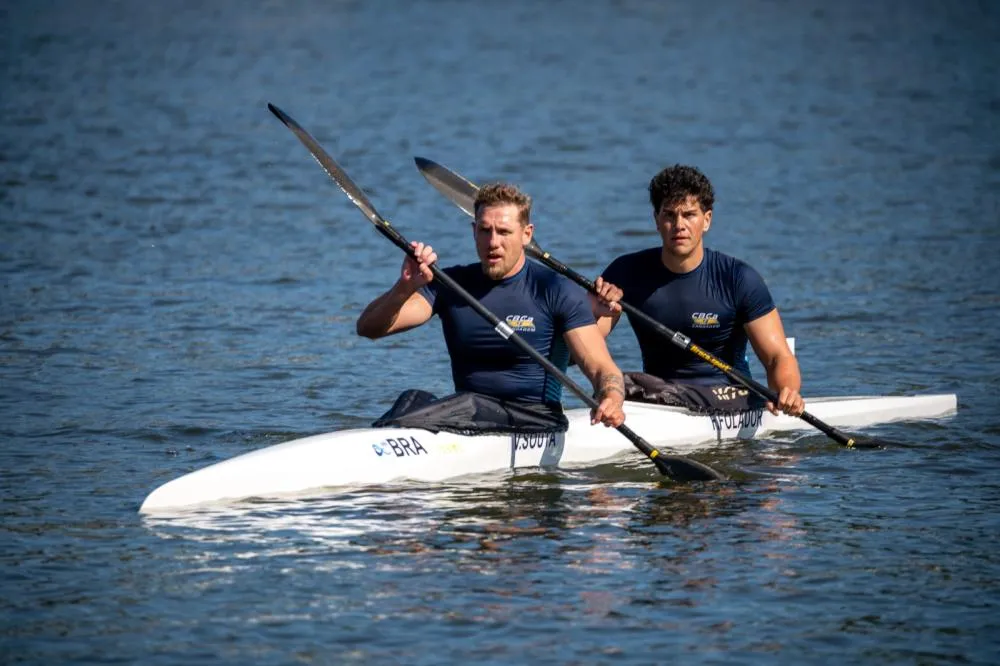 Vagner Souta e Felipe Folador estrearam pelo Brasil no Mundial de Canoagem Velocidade, na Polônia.