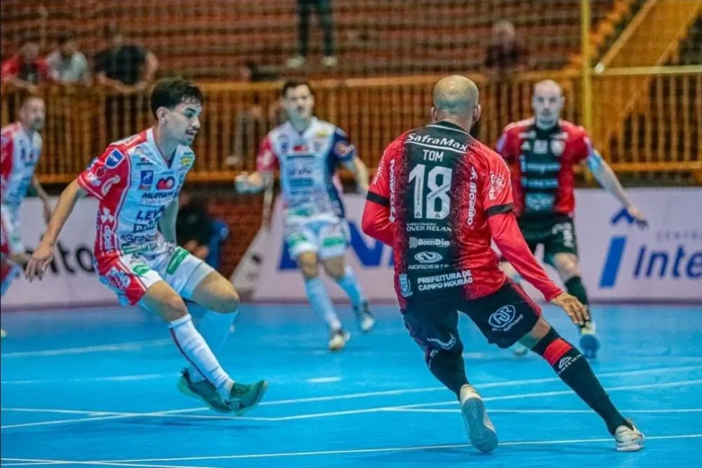 Cascavel Futsal recebe Campo Mourão neste sábado pelo primeiro jogo das oitavas de final da LNF.