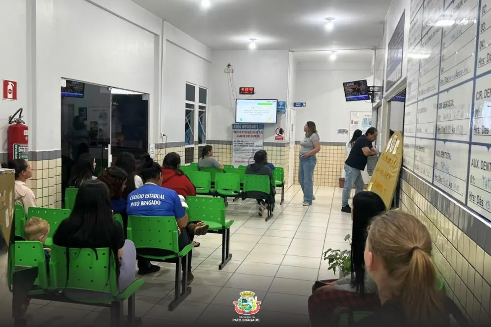 Pato Bragado orienta mulheres sobre acesso ao Implanon pelo SUS