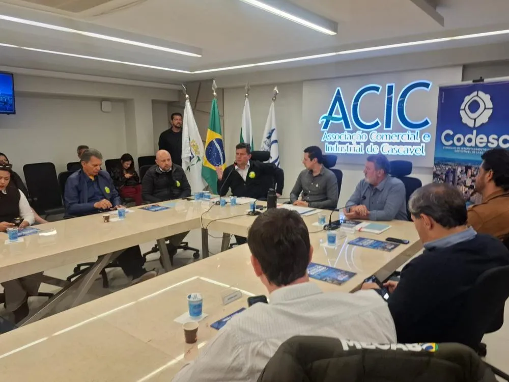 Candidato ao Governo do Paraná cumpre agenda com empresários, apoiadores e moradores de Cascavel e região.