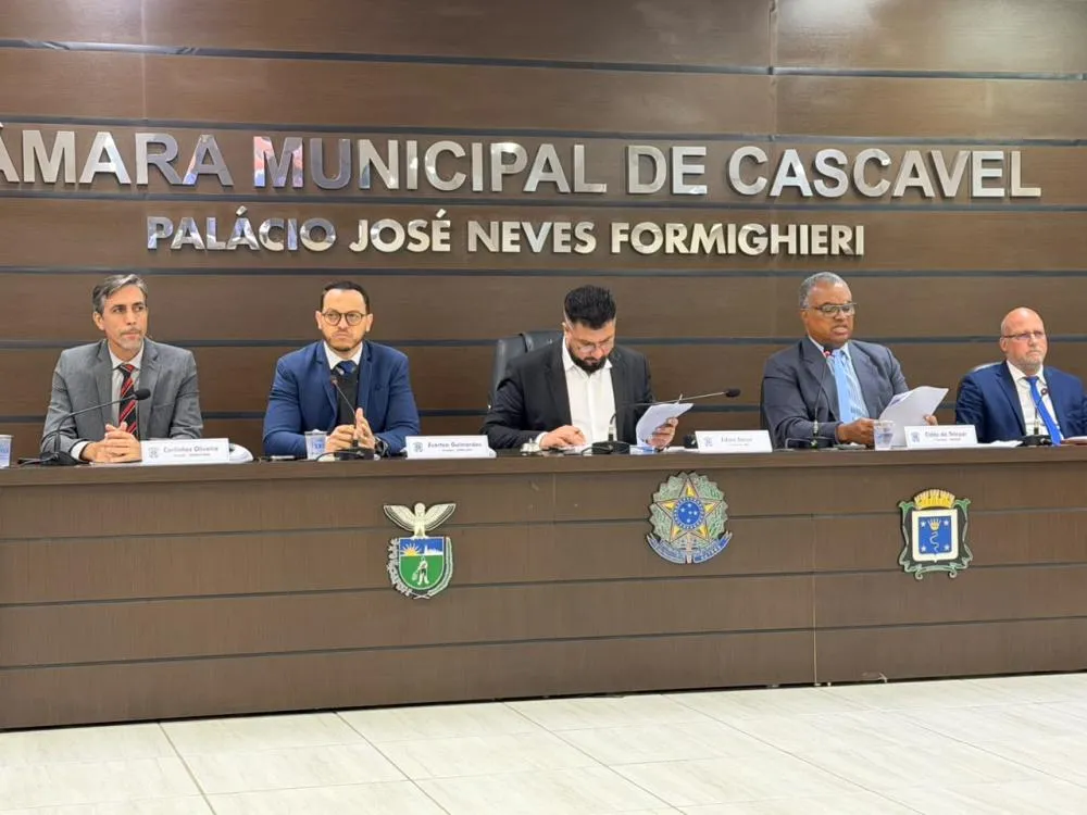 Comissão de Ética da Câmara de Cascavel decidiu pelo arquivamento da denúncia contra Dr. Lauri.