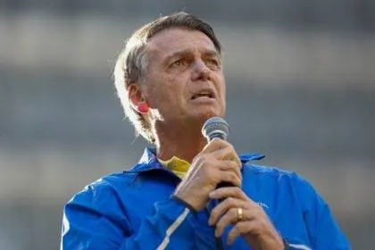 Justiça Eleitoral proíbe Sandro Alex de usar Bolsonaro em propaganda
