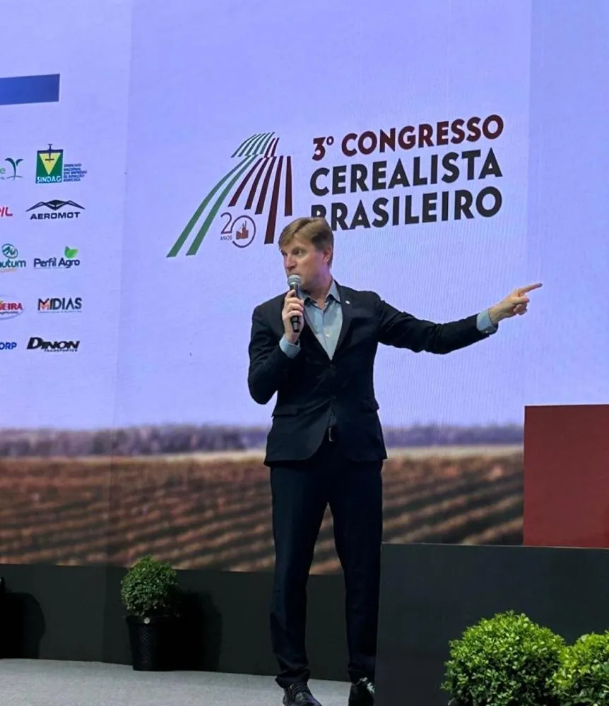 Nelsinho Padovani palestra no 3º Congresso Cerealista Brasileiro 