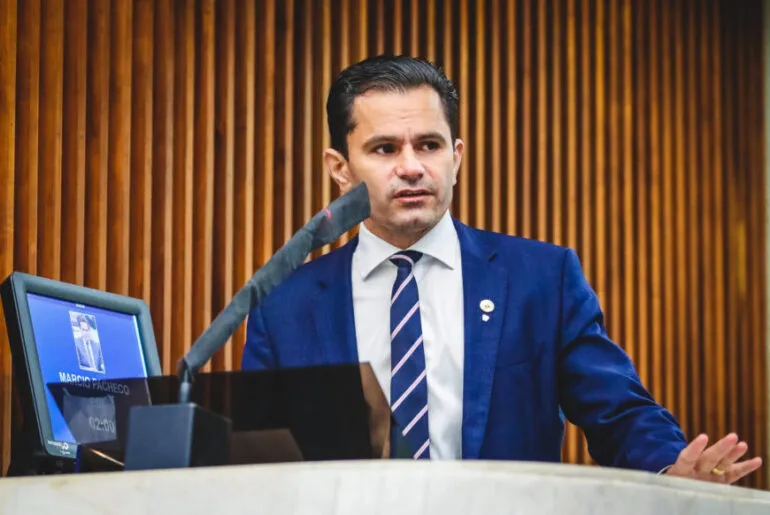 Marcio Pacheco afirma que denúncia questionou sua participação em celebração do Dia Estadual do Terço dos Homens.