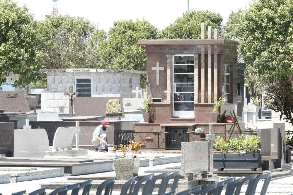 Cascavel define prazo para reformas nos túmulos antes de Finados
