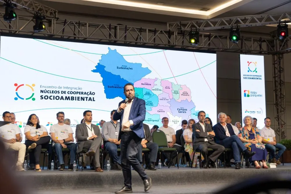 Itaipu firma compromisso de apoiar projetos elaborados com participação social