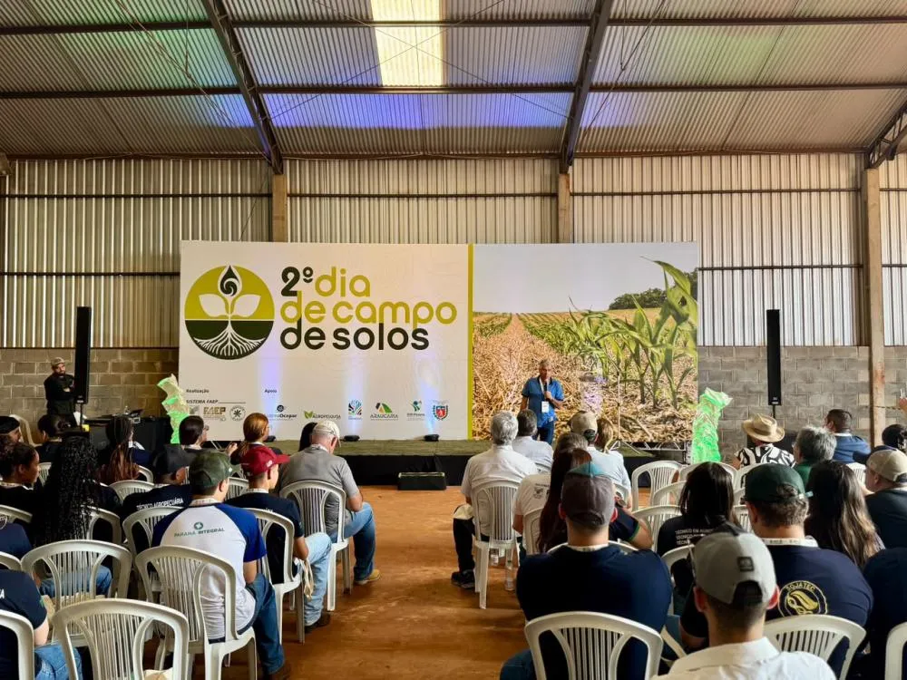 Evento apresentou técnicas de conservação do solo, consórcio de plantas e controle da erosão.