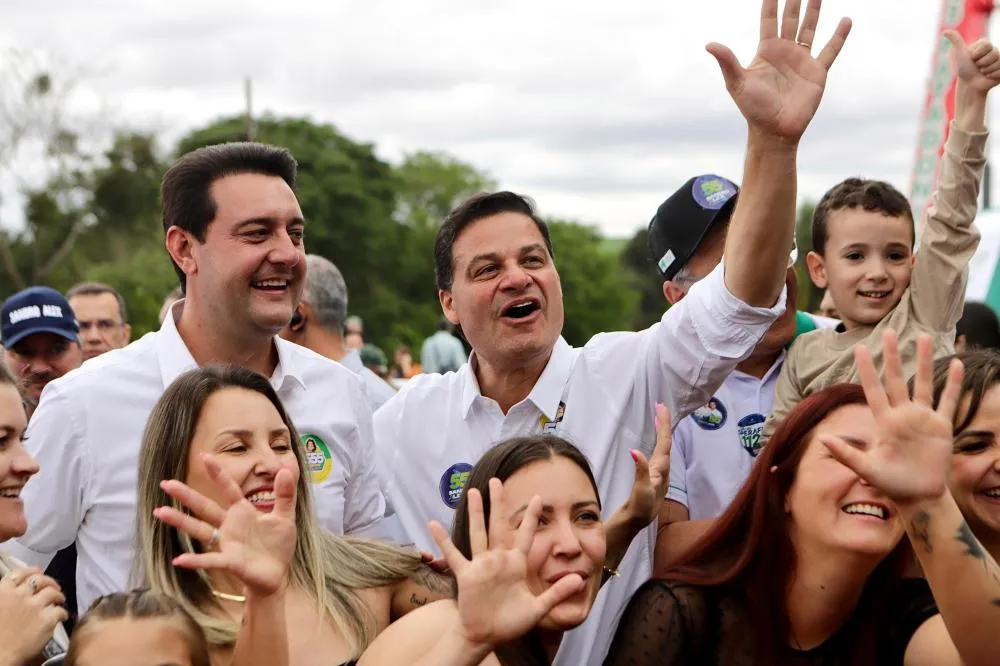 Pesquisa aponta Sergio Moro com 36%, Sandro Alex com 25% e Requião Filho com 23%.