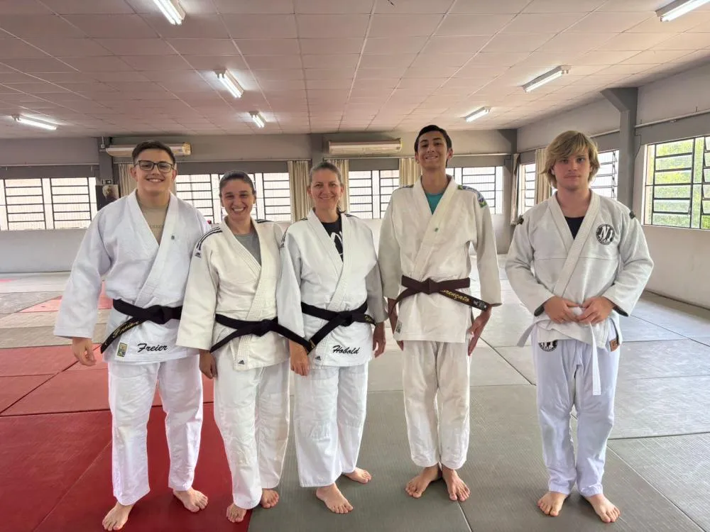 Projeto de judô da Unioeste atende gratuitamente crianças e adolescentes da rede pública em Marechal Cândido Rondon.