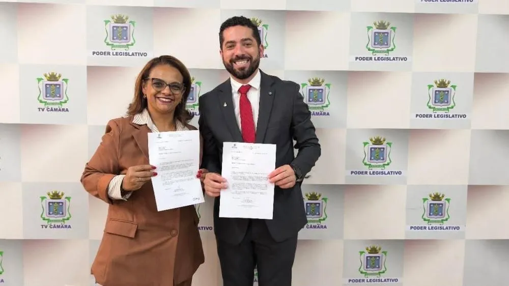 Beth Leal apresentou aos vereadores pedidos de emendas para as secretarias de Cultura e da Mulher e da Cidadania.