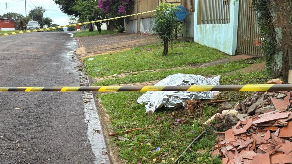 Homem é morto a tiros em via pública de Santa Tereza do Oeste