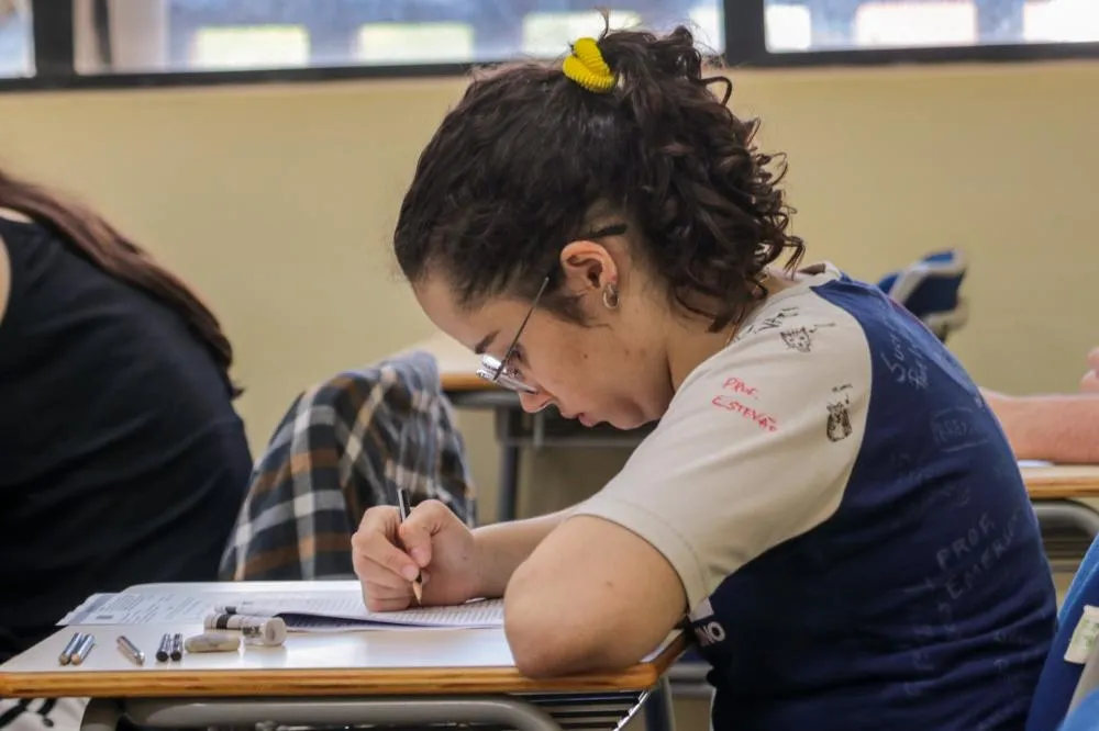 Vestibular Seriado da Unioeste permite que estudantes iniciem o processo seletivo já no primeiro ano do Ensino Médio.