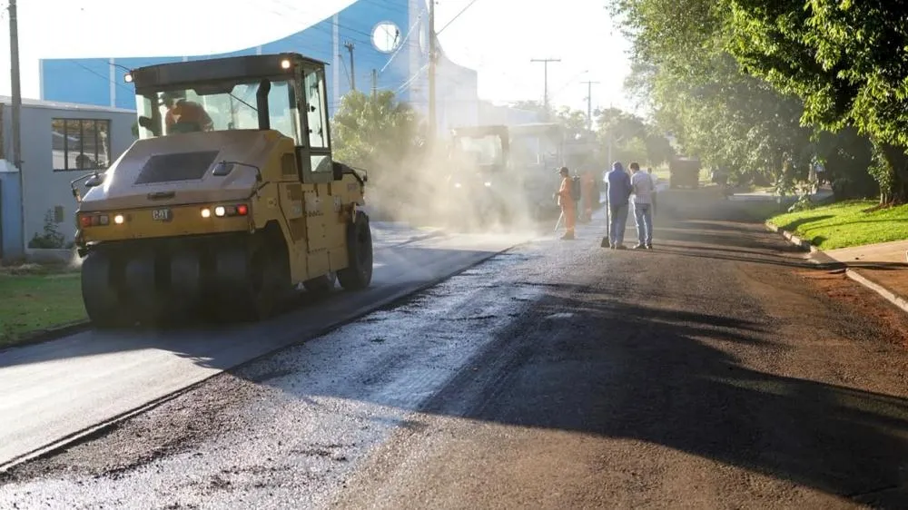 Reperfilamento e tapa-buracos integram o pacote de recuperação das ruas de Cascavel.
