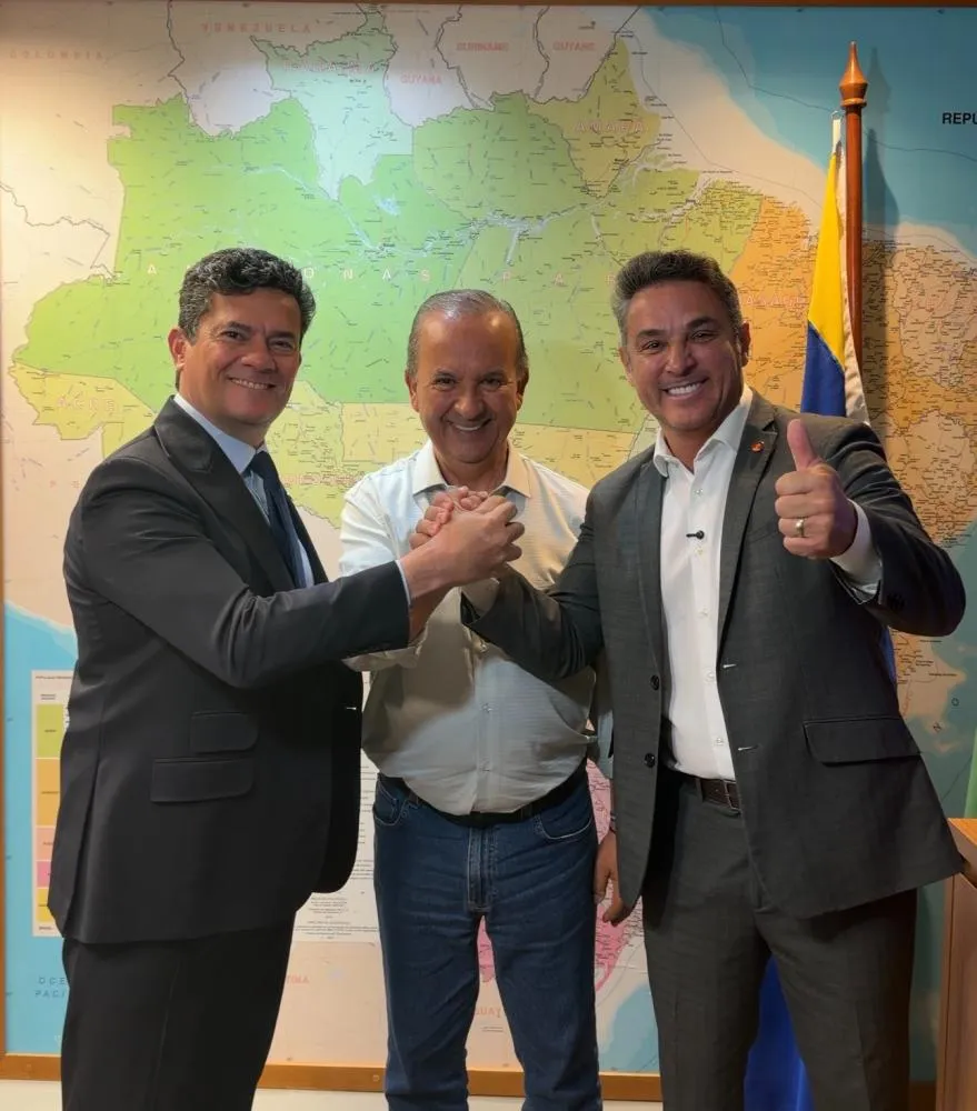 Governadores do Sul anunciam apoio a Flávio Bolsonaro no segundo turno