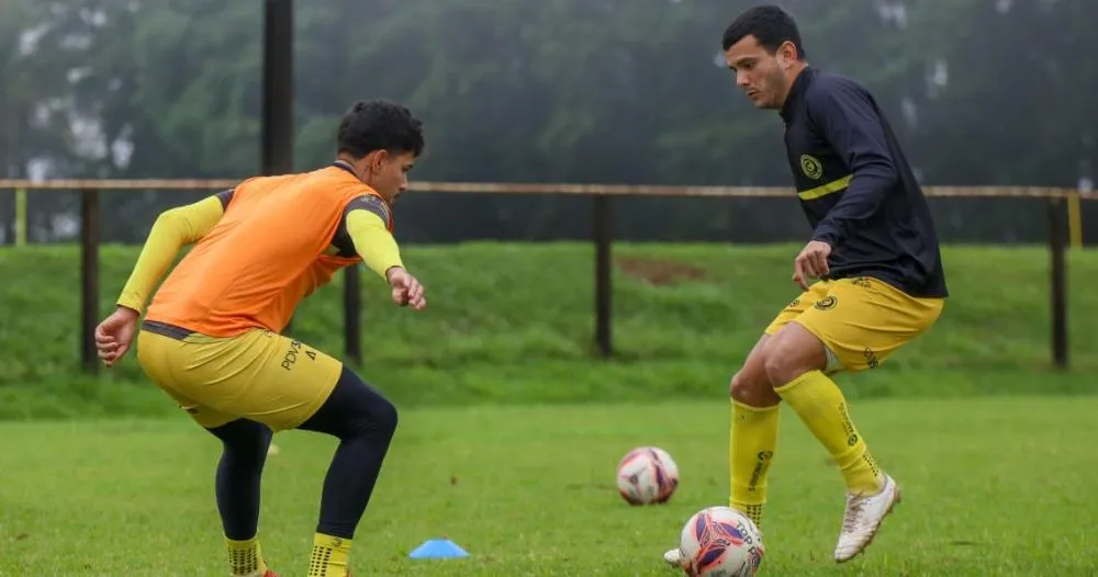 Cascavel enfrenta o Azuriz por vaga na próxima fase da Copa Paraná