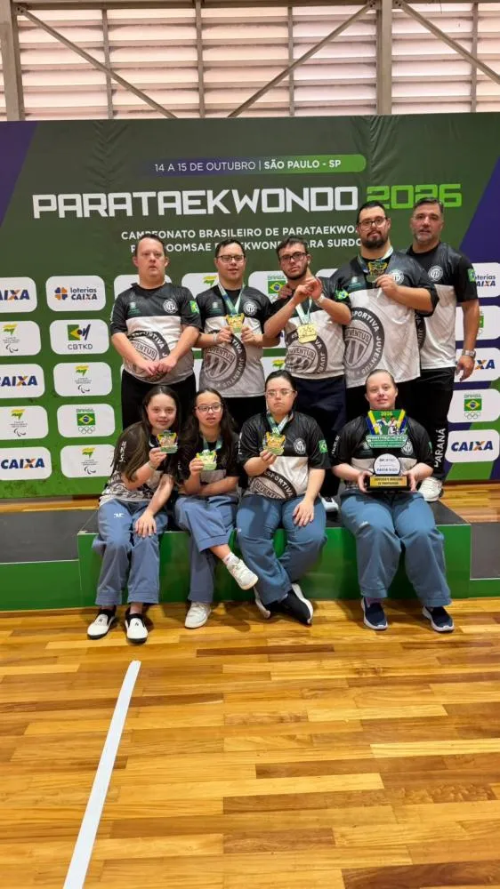 Oito atletas de Cascavel participaram da competição nacional realizada no Centro de Treinamento Paralímpico Brasileiro.