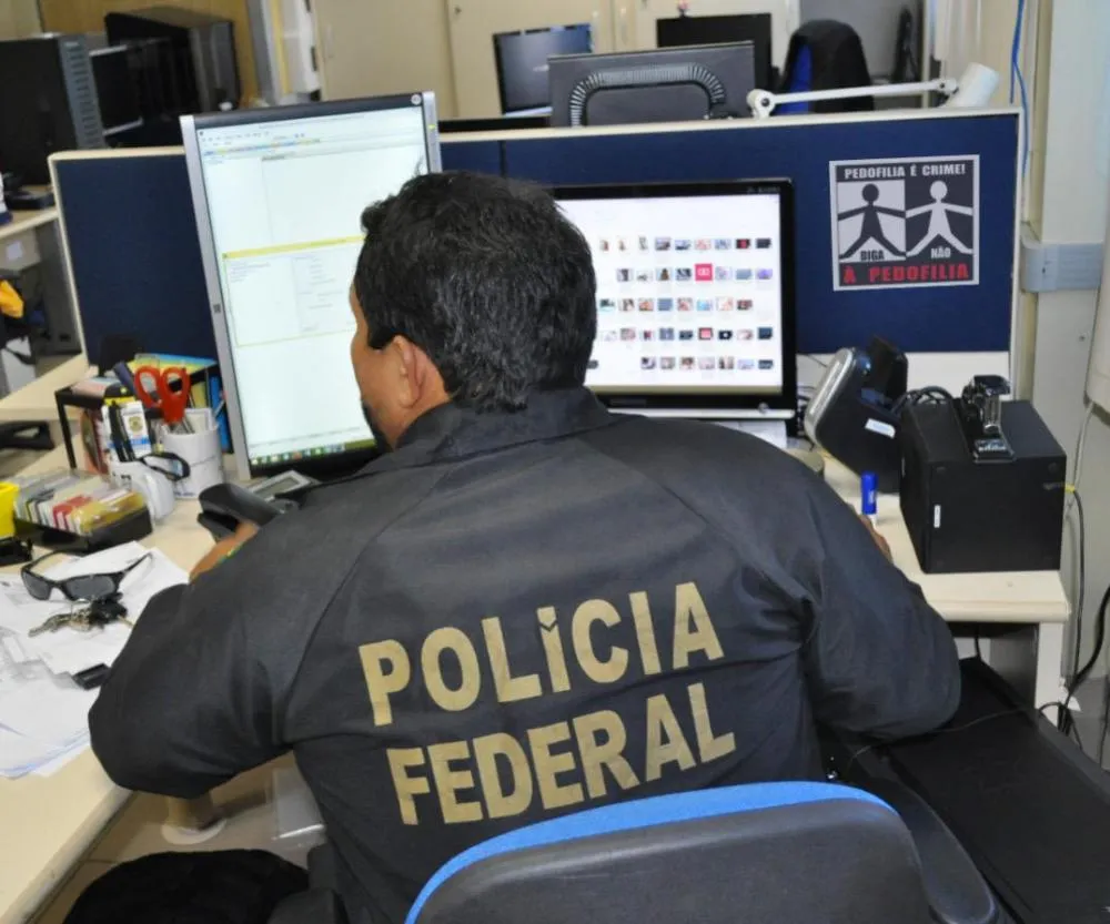 Operação Prioridade Absoluta VIII apura suspeitas de crimes de abuso e exploração sexual infantojuvenil na internet.