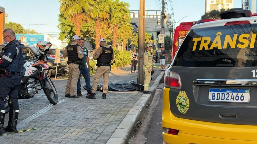 Acidente fatal mobilizou equipes de socorro na região central de Cascavel, na tarde desta segunda-feira (26).