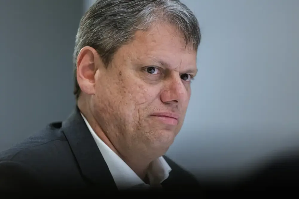 Tarcísio de Freitas diz que é preciso respeitar o resultado das urnas e seguir em frente