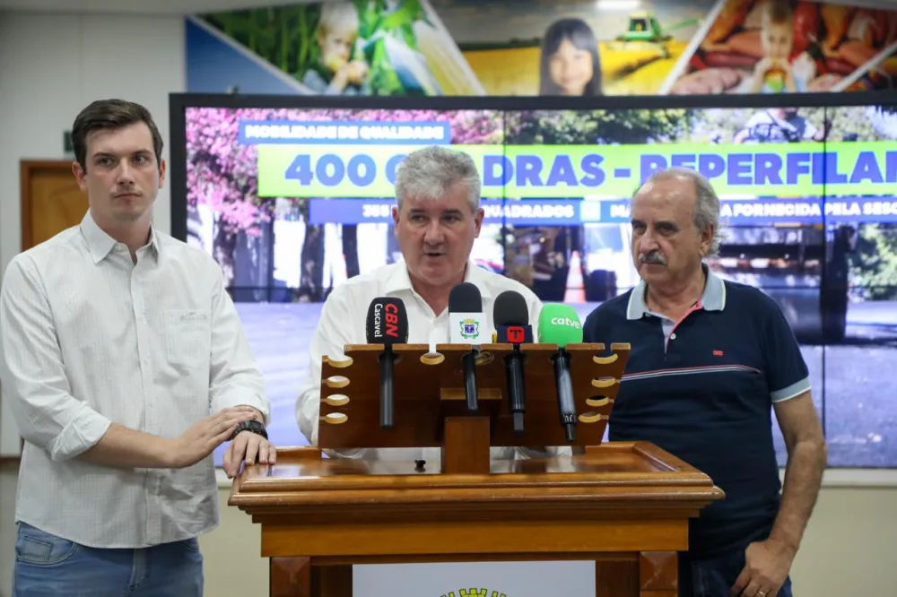 Prefeitura dá início a grande projeto de reperfilamento de 400 quadras de Cascavel