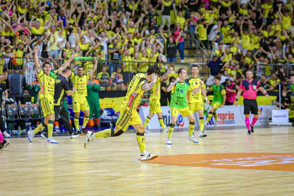 Jaraguá bate o Corinthians e é o primeiro hexacampeão da história da LNF