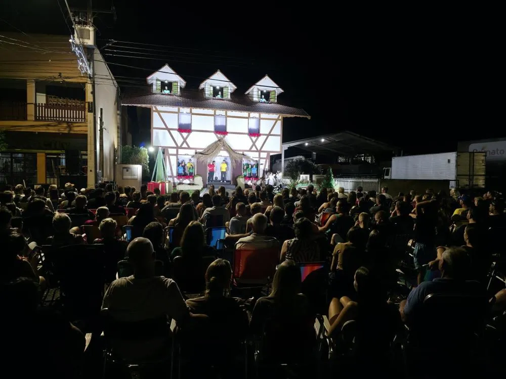 Cantata Natalina encerra Natal da Família 2025 em Nova Santa Rosa