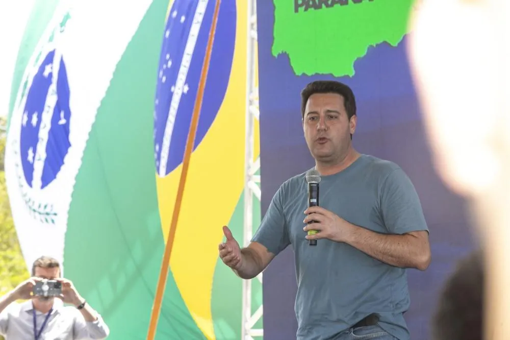 Ratinho Junior lidera ranking nacional e encerra 2025 com 85% de aprovação