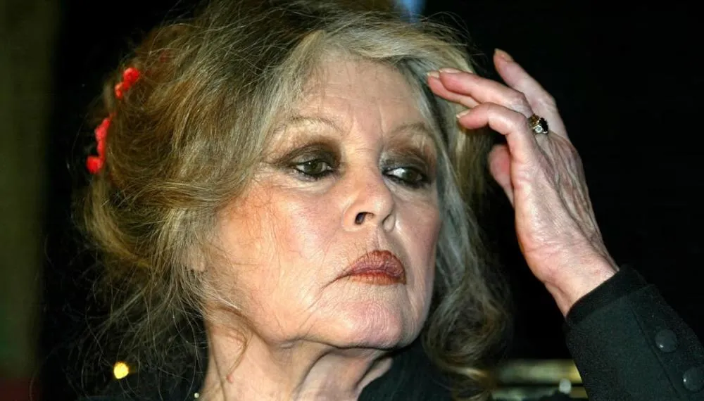 Atriz Brigitte Bardot morreu aos 91 anos neste domingo (28) Charles Platiau MAL/GB/Reuters – 11.02.2004