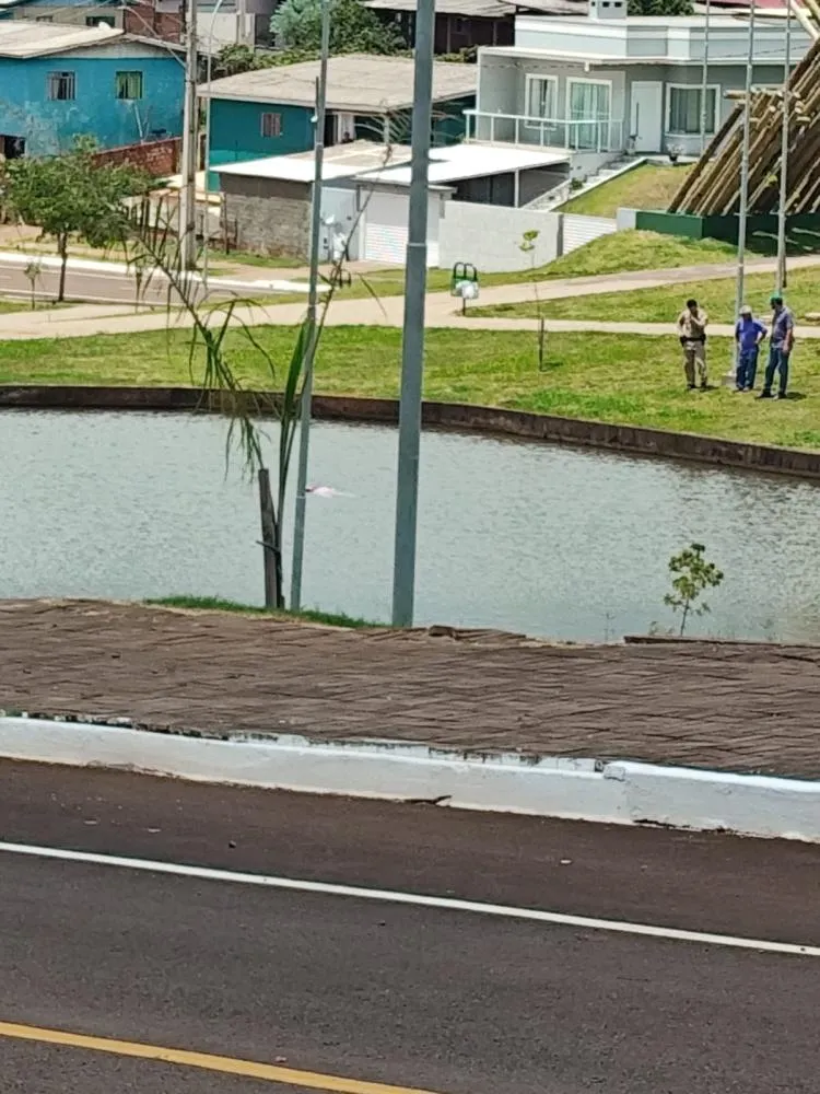 Mulher é encontrada morta no Lago Municipal de Ibema; caso é investigado