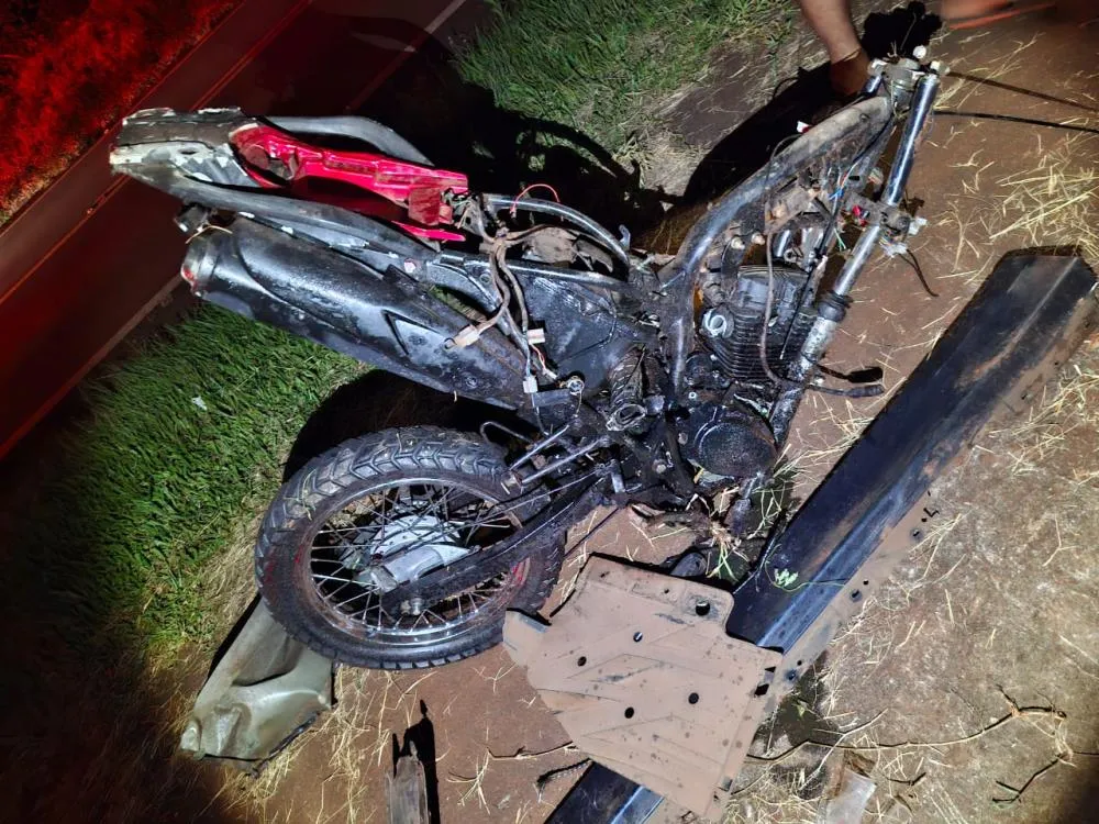 Motociclista morre após colisão frontal com BMW na PR-874