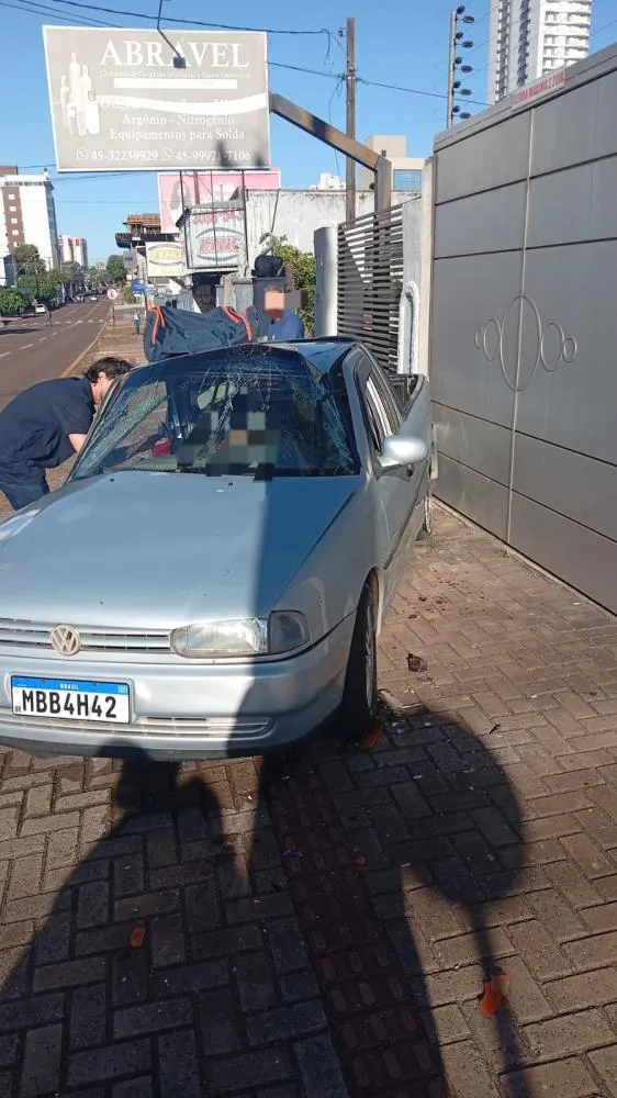 Homem morre em grave acidente no centro de Cascavel