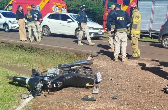 Homem morre em grave acidente na marginal da BR-277