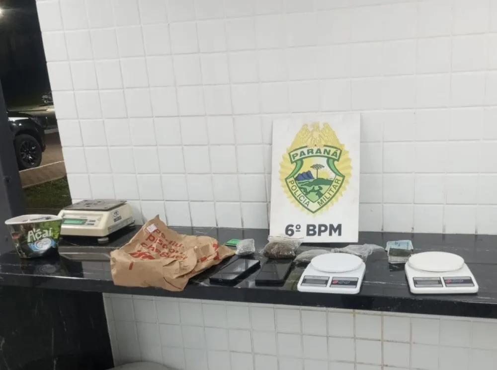 Disque droga: Entregador é preso por tráfico no Maria Luiza