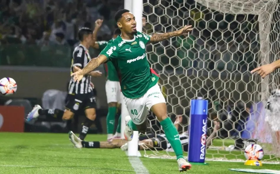Palmeiras vence o Santos com gol de Allan e assume a liderança do Paulistão 