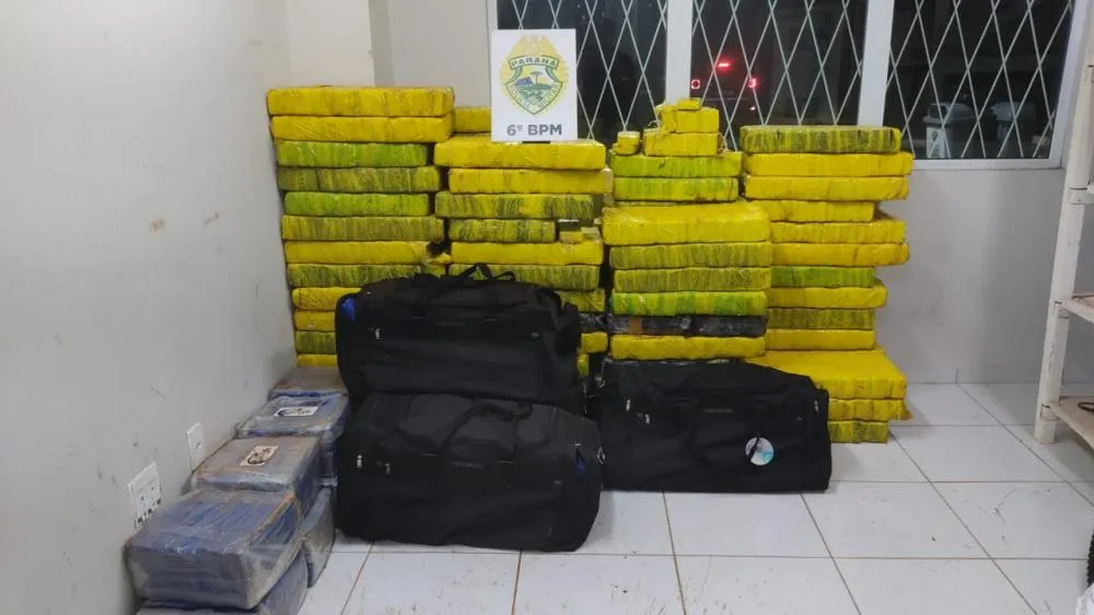 Polícia Militar estoura depósito de drogas e apreende mais de uma tonelada de maconha em Cascavel