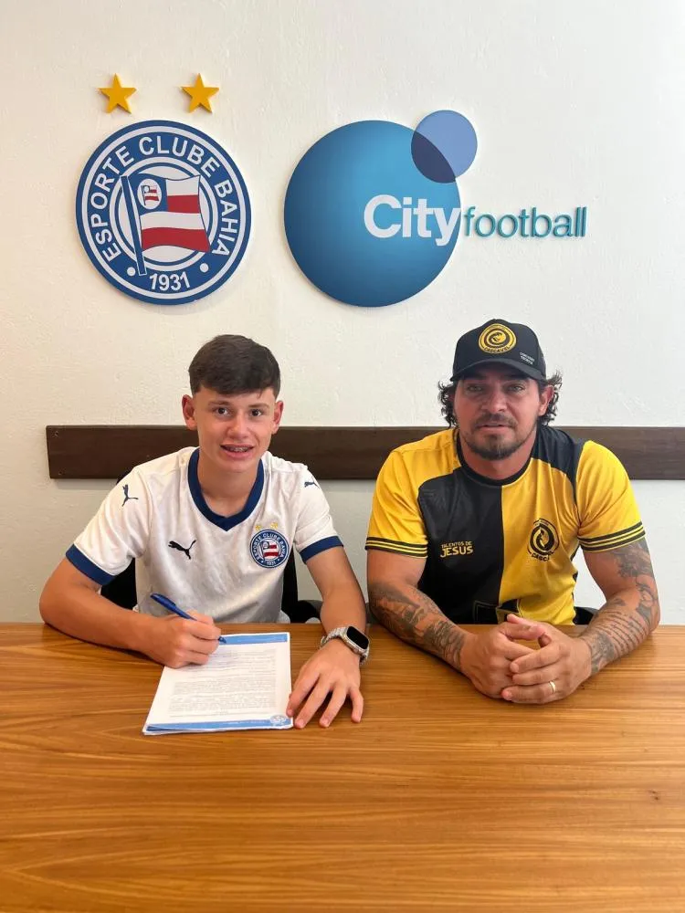 Atleta do FC Cascavel se apresenta ao Bahia Esporte Clube