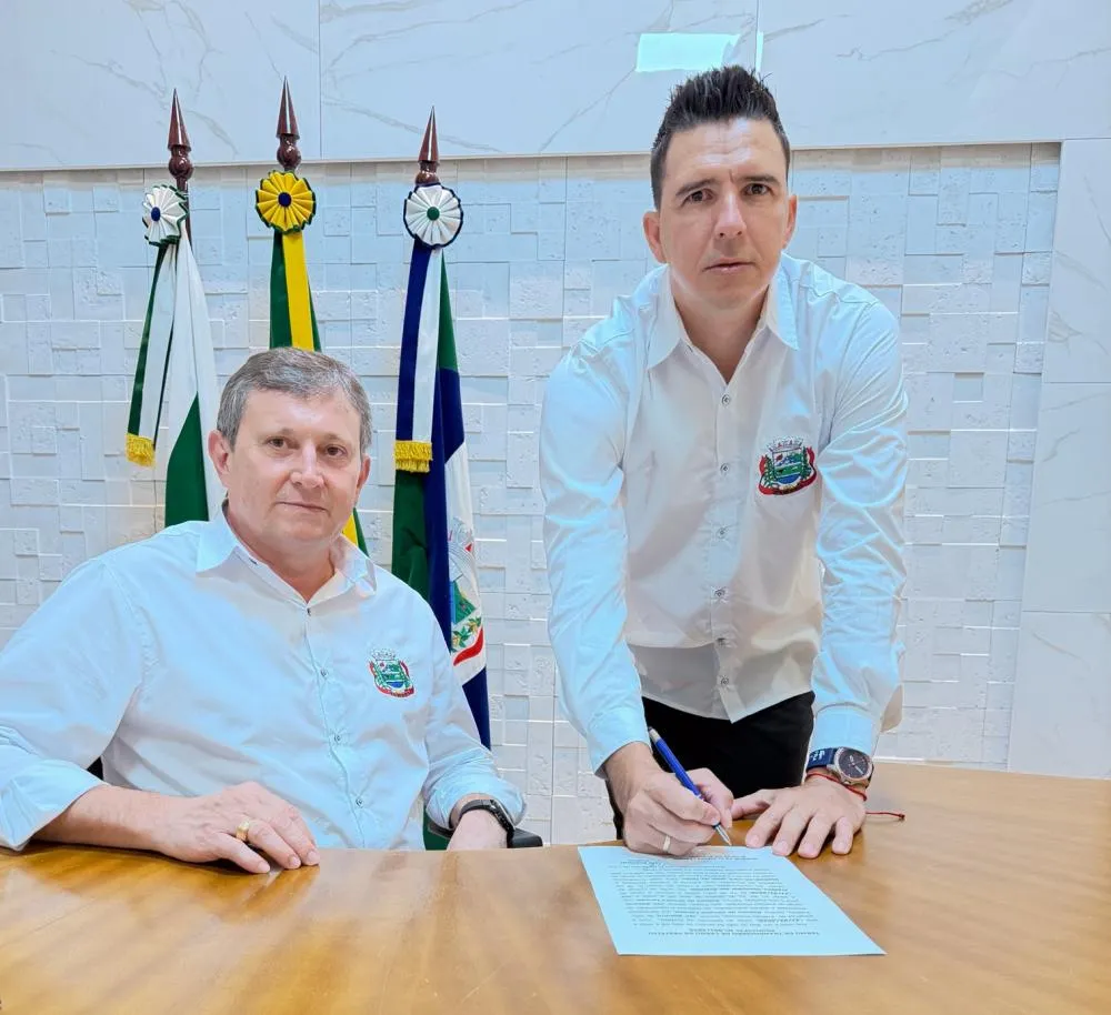 Prefeito Jair Bokorni entra em férias e vice assume comando de Entre Rios do Oeste