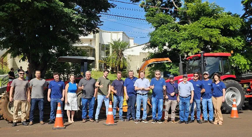 Padovani entrega equipamentos agrícolas a Corbélia 