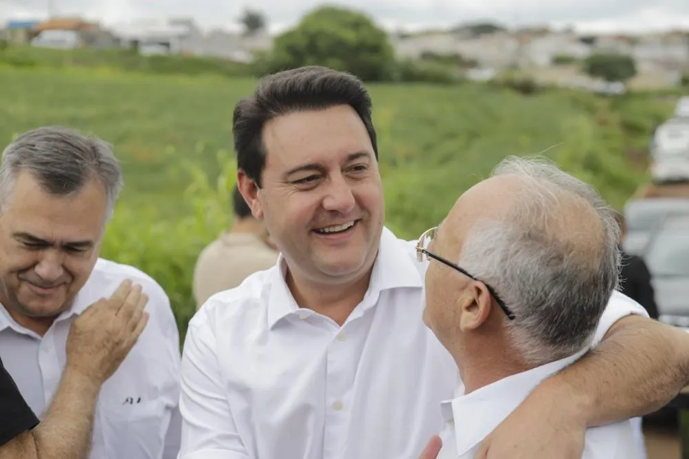 Ratinho Junior tem baixa rejeição e espaço para crescer rumo à presidência