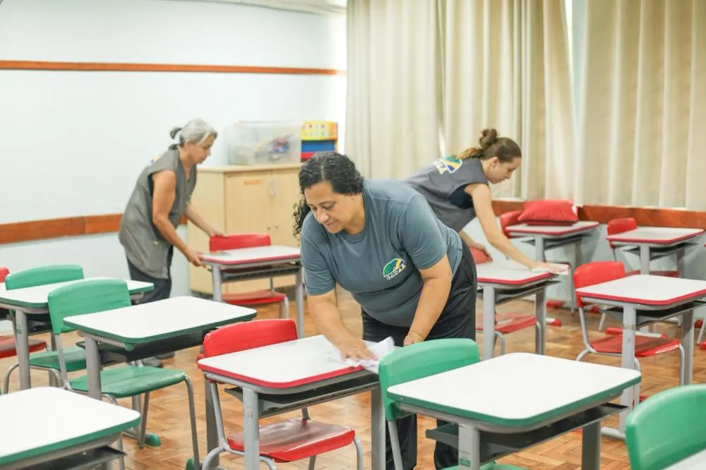 Educação prepara escolas e Cmeis para receber mais de 33 mil alunos para o ano letivo de 2026