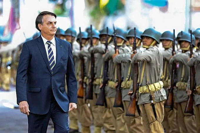 MP Militar pede expulsão de Bolsonaro e mais 4 militares por trama golpista
