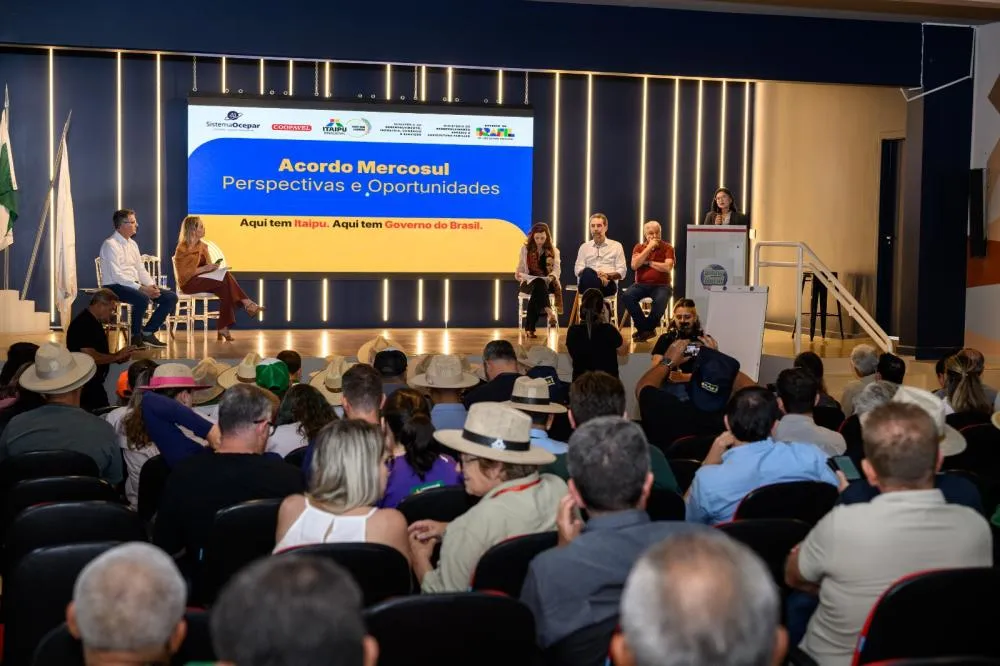 Itaipu debate acordo Mercosul-União Europeia no Show Rural e destaca agenda para a agricultura
