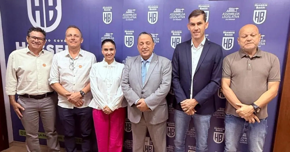 Comitiva rondonense acompanha a tramitação de projetos em Curitiba