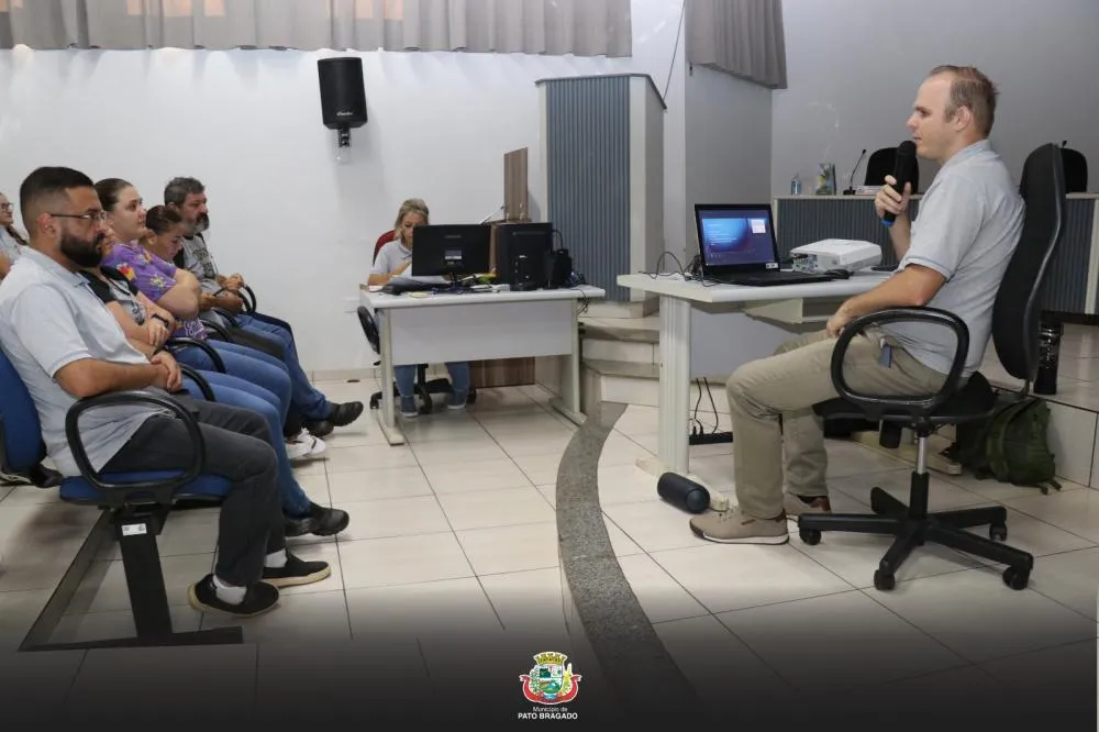 Equipes de Saúde de Pato Bragado definem metas para aprimorar atendimento à população