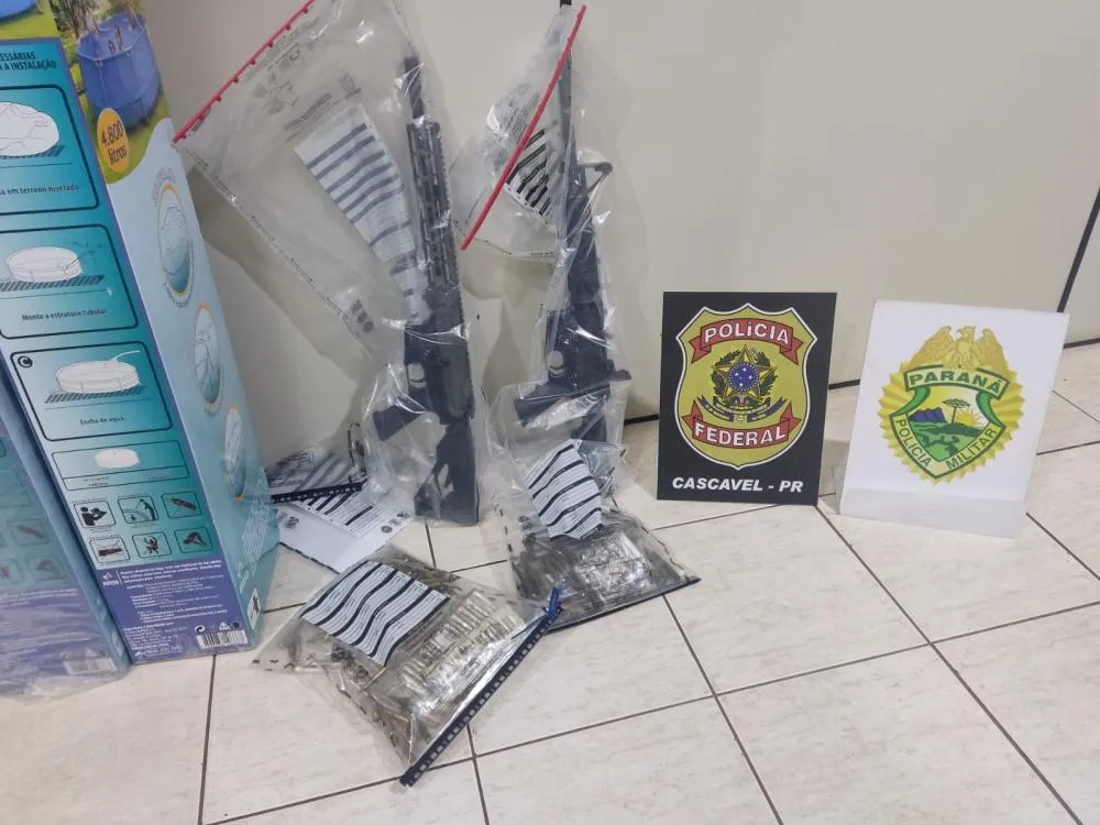 PF e PM interceptam fuzis e munições em empresa de carga aeroportuária em Cascavel