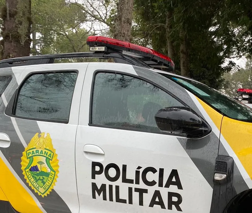 Pai é detido por desobediência após se recusar a devolver filha de 4 anos no Centro