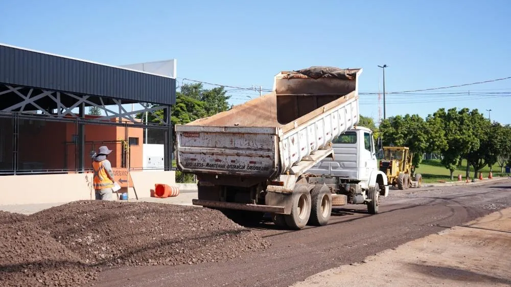 Obras do binário JK x Flamboyant avançam e provocam interdições temporárias em vias da cidade
