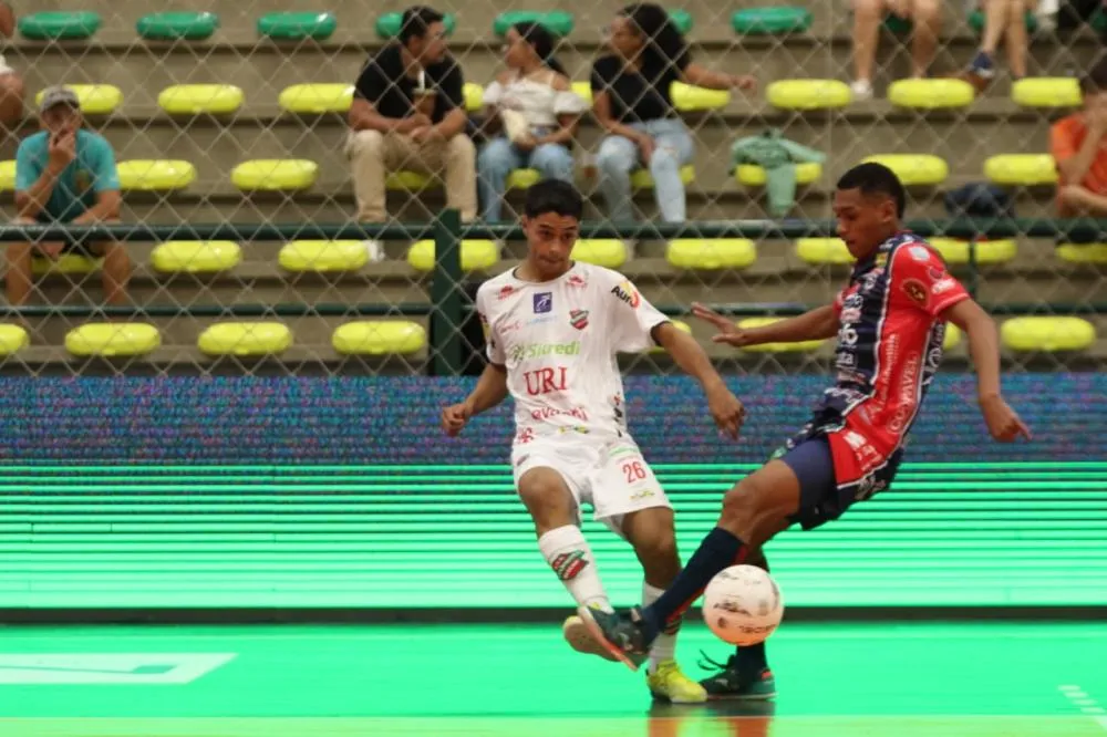 Cascavel fica no 0 a 0 diante o Atlântico na estréia da Copa Gramado